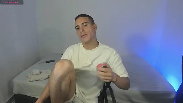 Axel__fierro webcam