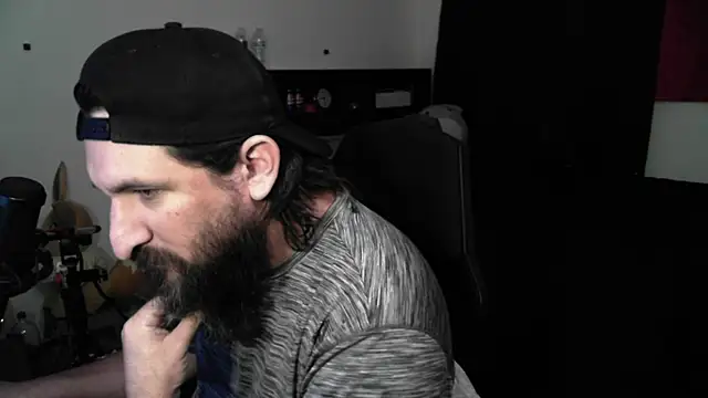 DevilPup75_ webcam