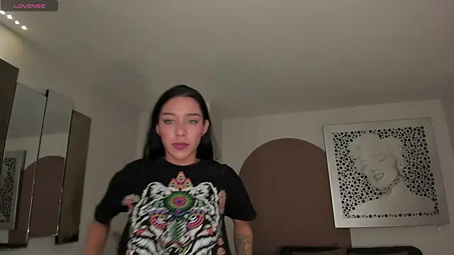 AmaliaCrus webcam