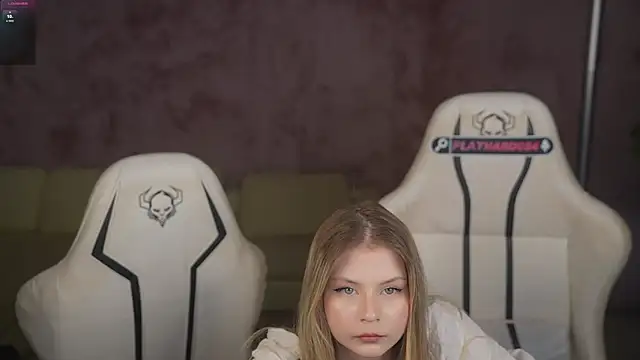Melissa_kiss054 webcam