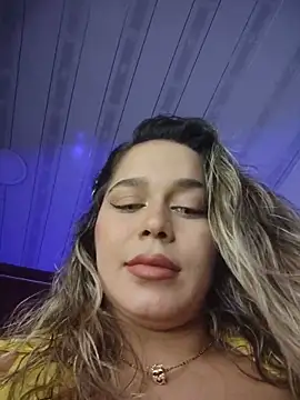 LaurenWelly_ webcam