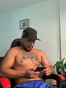 DeimonOficial webcam