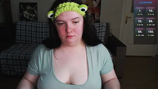 EmillyBones webcam