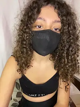 Ravennaxzx webcam