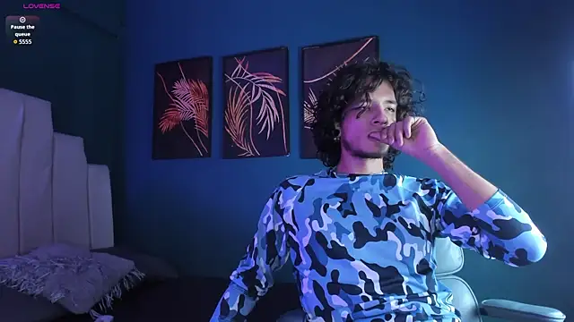 Skinny_Mac webcam