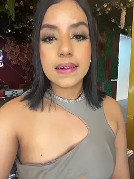 SusanneGrace webcam
