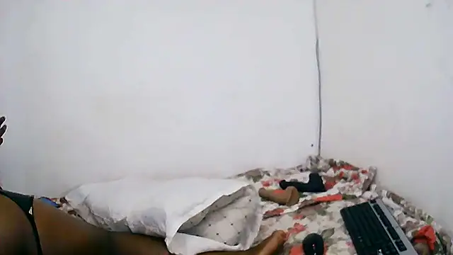 Sexydarkladyxx webcam