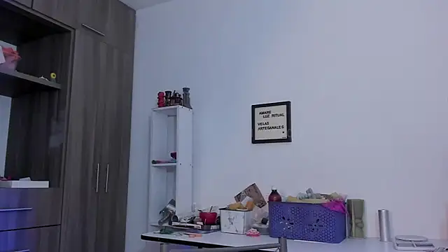 LauraToro_ webcam