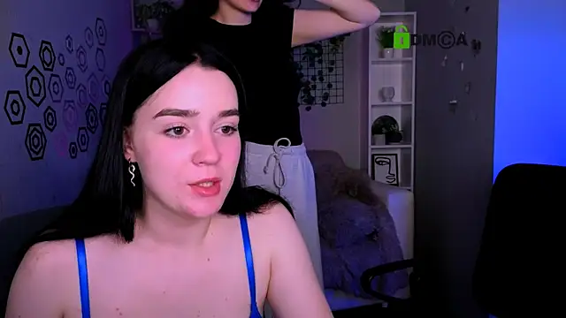 riley_sanders webcam