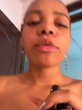yumi_hanna webcam
