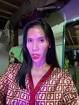 LoveRUBY143 webcam