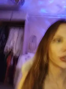 Modèle: Luna_Kitanna