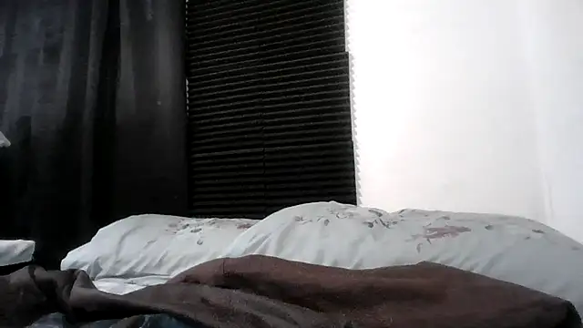 AcademicHuman67 webcam