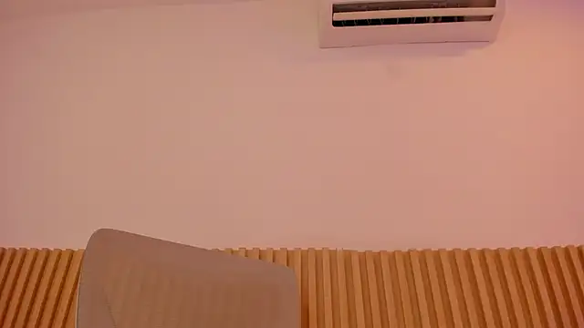 OliviaSweett webcam