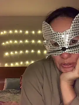 hotbrunettemass webcam