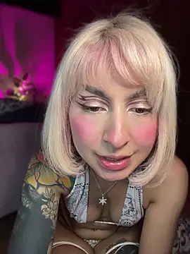 Cinamoonn webcam