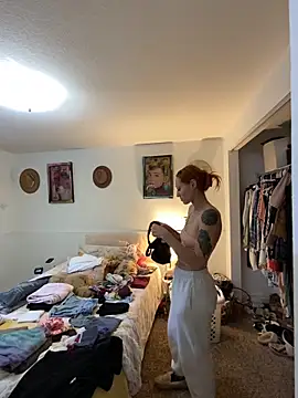 ThornsandHoney webcam