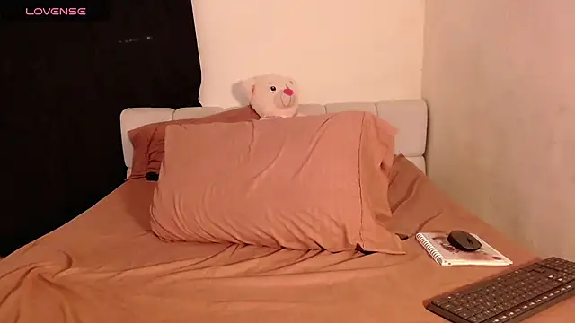 Lyria_diamond_ webcam