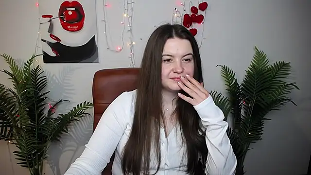 MavkaCute webcam