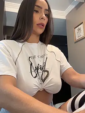 Mau_White webcam