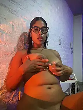 Kittybrown18 webcam
