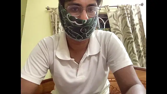 Slave_Aryan webcam