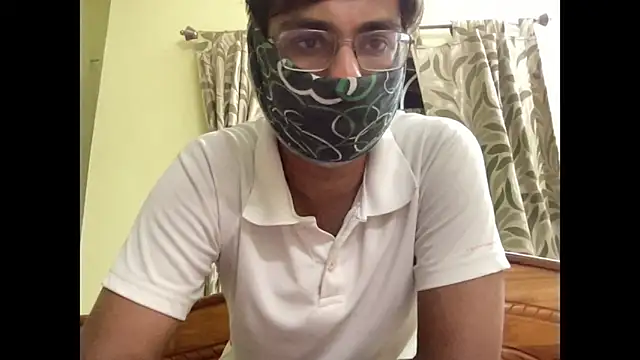 Slave_Aryan webcam