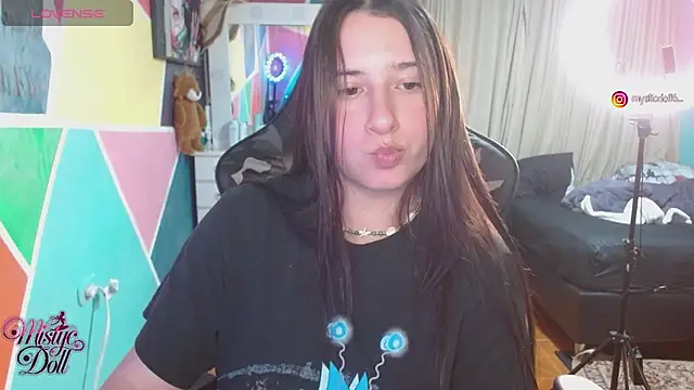 Mysticdooll69 webcam