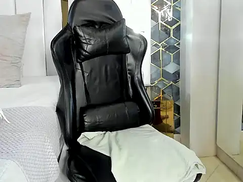 lia_mariana webcam