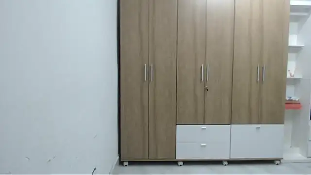 RoxanaLove9 webcam