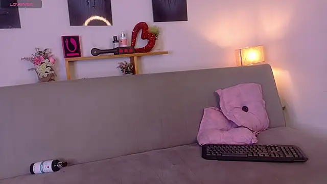 lia_valmont_01 webcam