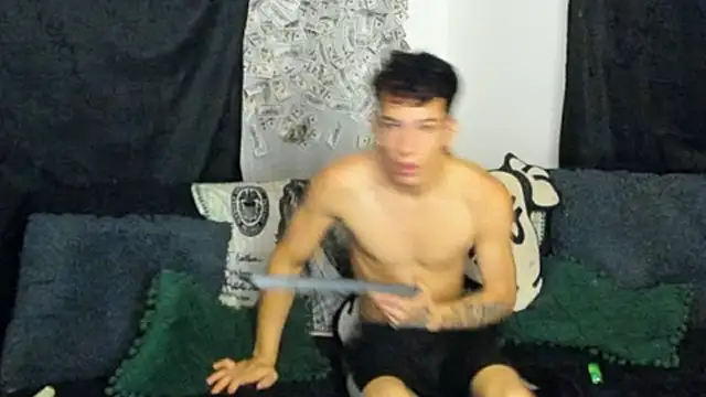 Pride_couple webcam