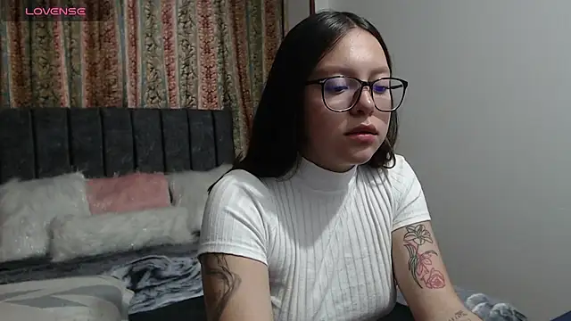 alisson_sanz - ALISSON_SANZ's free webcam