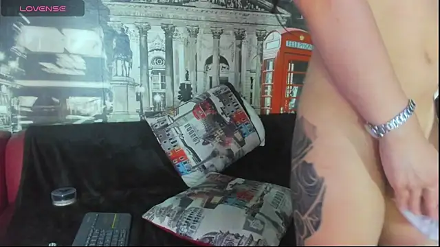 CloeRodriguez webcam