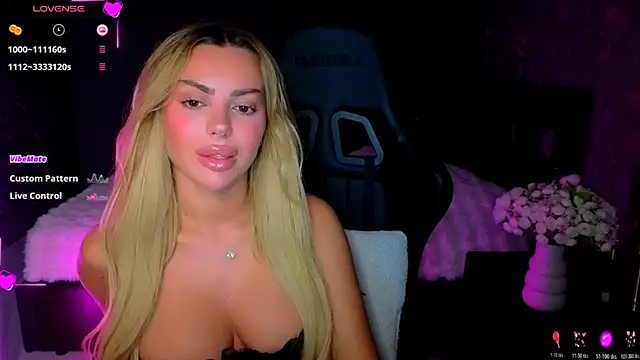 Ayla__Demir webcam