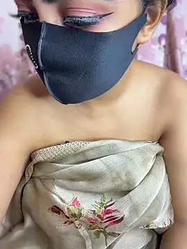 Naughty_Queen49 webcam