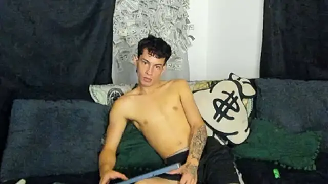 Pride_couple webcam