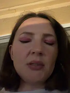 MaryJey webcam
