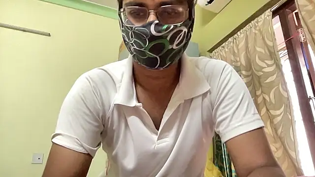 Slave_Aryan webcam