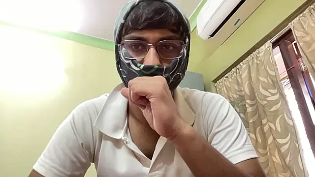 Slave_Aryan webcam