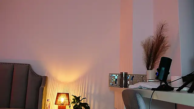 WowMila webcam
