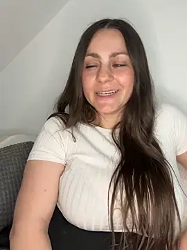 le modèle Loella-Rose est en webcam porno dans un show sur le site stripchat, il possède les tags suivants: couples,ahegao,big-ass,big-clit,big-nipples,big-tits,blowjob,cam2cam,cuckold,deepthroat,dildo-or-vibrator,doggy-style,fingering,foot-fetish,german,hd,heels,interactive-toys,jerk-off-instruction,luxurious-privates,massage,masturbation,mobile,nipple-toys,ny