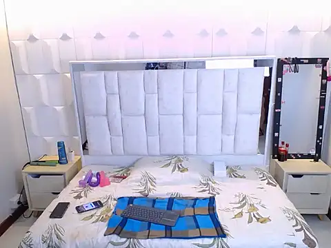 sakuramitonifon webcam