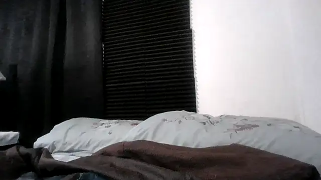 AcademicHuman67 webcam