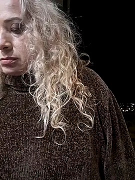 sofiacurvy_45 webcam