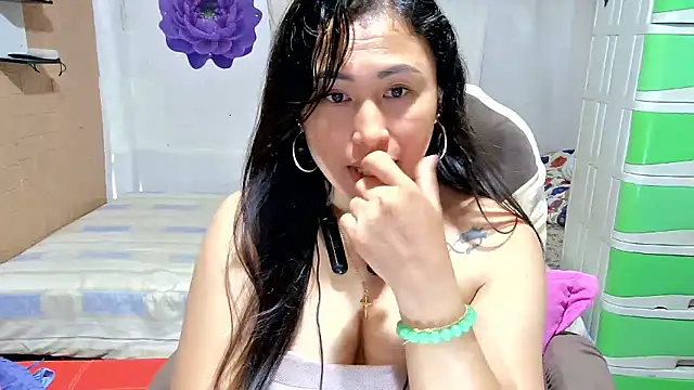 Filipina_Desire webcam