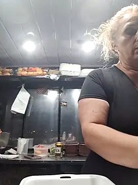 sofiacurvy_45 webcam