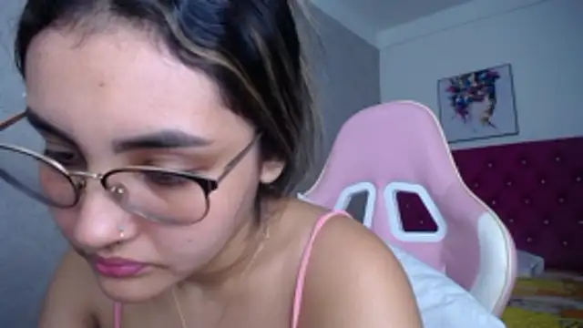 kathe-mills235 webcam