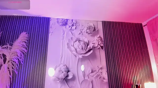 ailynBlaze webcam