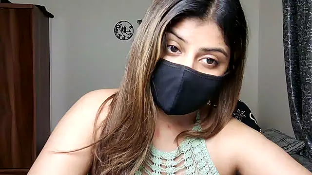 Hot-Shivangi webcam